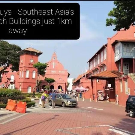 2 Bedroom Apartment Next To Historical Spots Malacca Eksteriør billede